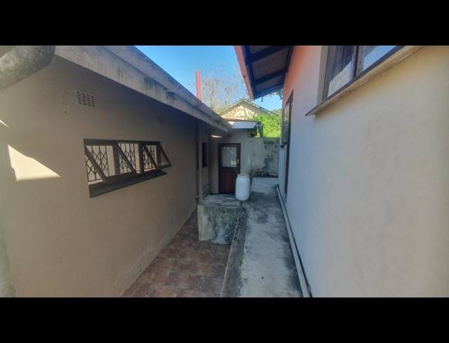 3 BEDROOM HOUSE FOR SALE IN SEA PARK